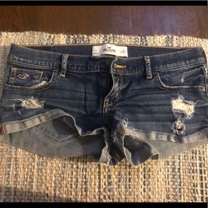 hollister jean shorts size 5